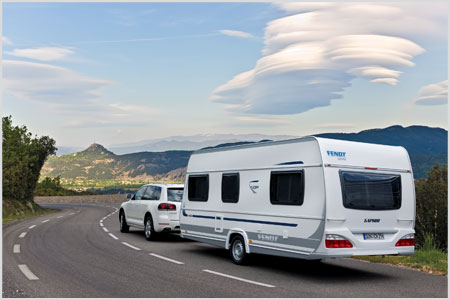 Caravan 4 ca54381f3f9b4b986ff1e9731315d73e5629f29dda11dfd324af6eeabd7439f7